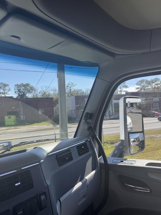 2020 Peterbilt 579-15