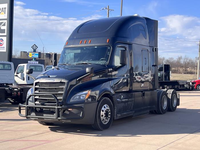 2019 Freightliner Cascadia-3