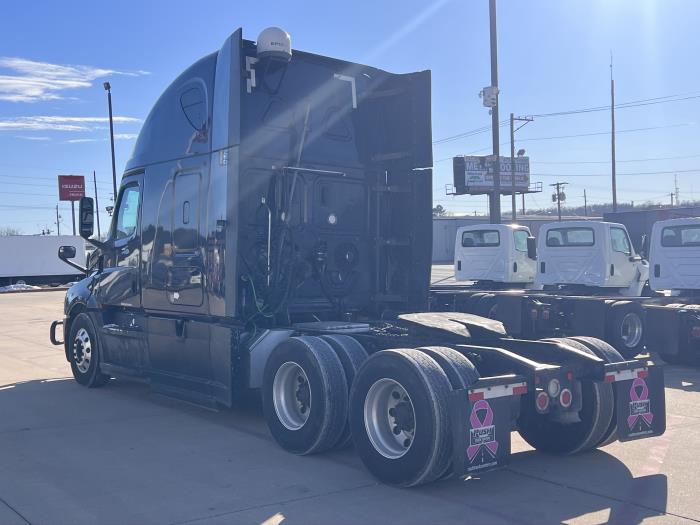 2019 Freightliner Cascadia-5