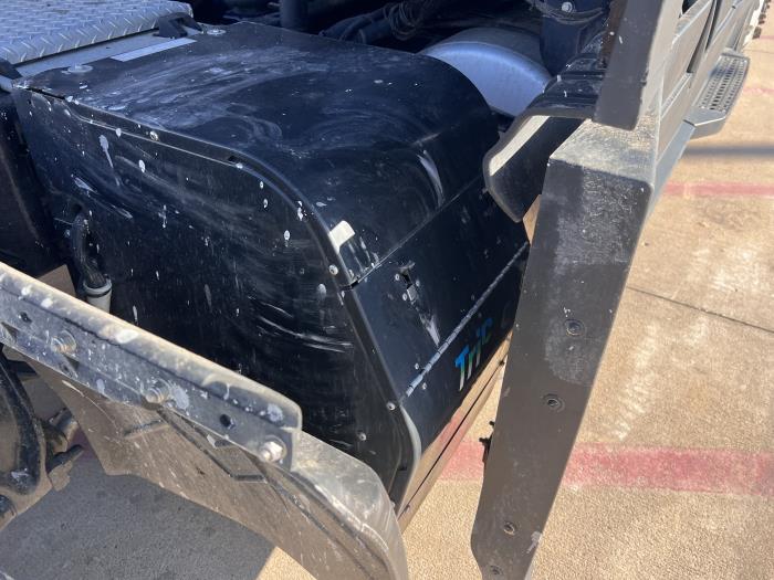 2019 Freightliner Cascadia-9