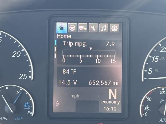 2019 Freightliner Cascadia-17