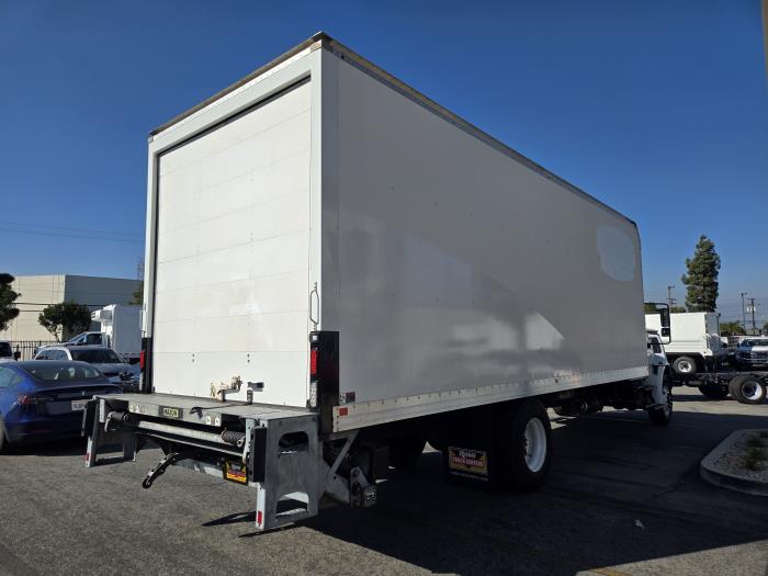 2019 International 4300-9