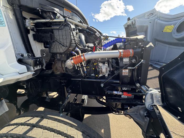 2026 Peterbilt 548-16