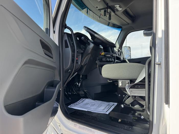 2026 Peterbilt 548-9