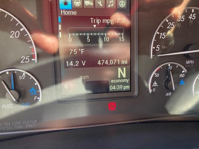 2021 Freightliner Cascadia-9