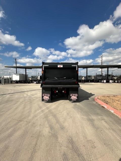2025 Peterbilt 567-4