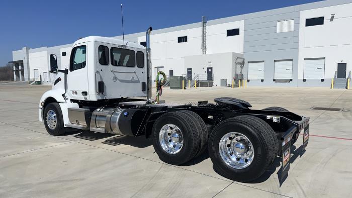 2026 Peterbilt 579-7