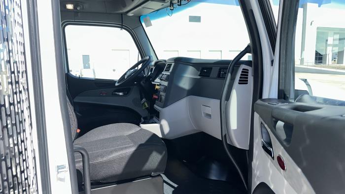 2026 Peterbilt 579-27