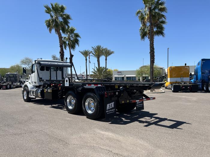 2025 Peterbilt 567-3