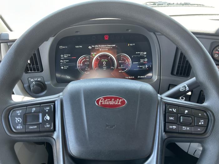 2025 Peterbilt 567-15