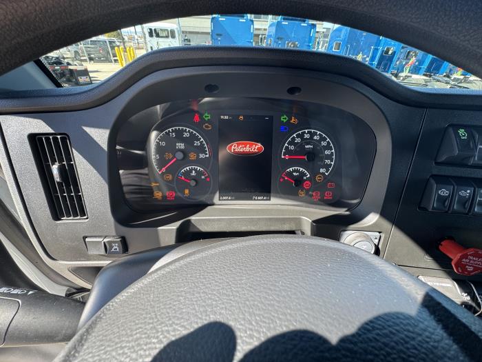 2026 Peterbilt 548-14