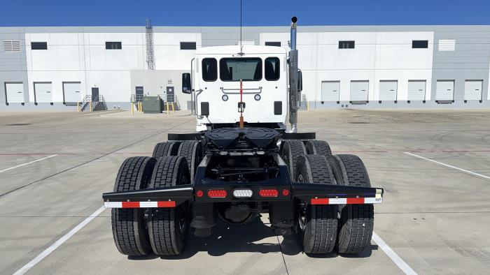 2026 Peterbilt 579-6