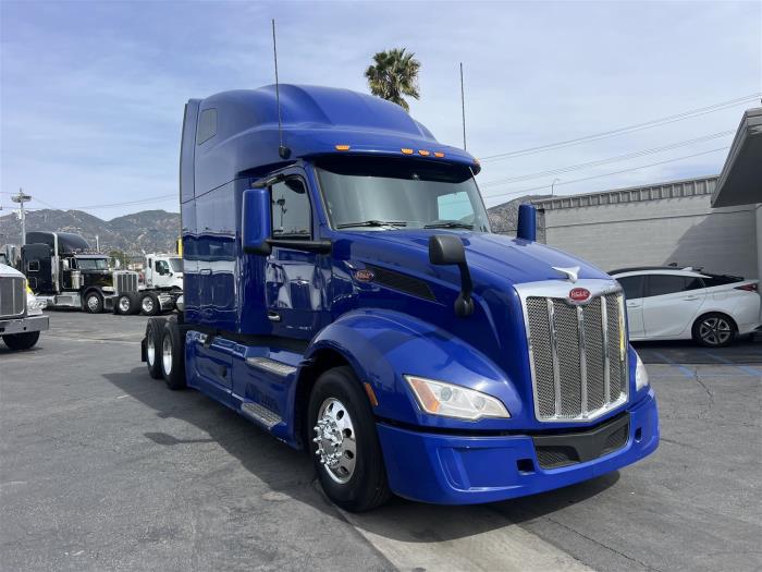 2022 Peterbilt 579-2