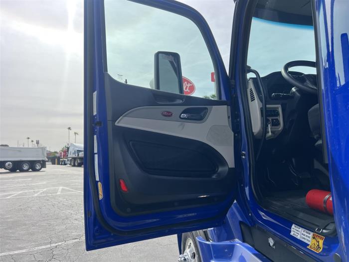 2022 Peterbilt 579-14