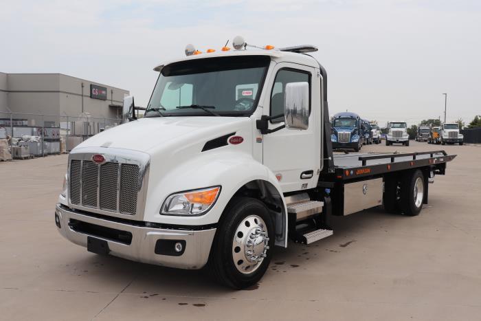 2025 Peterbilt 536-1