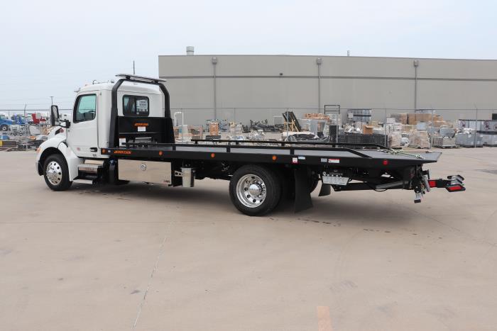 2025 Peterbilt 536-4