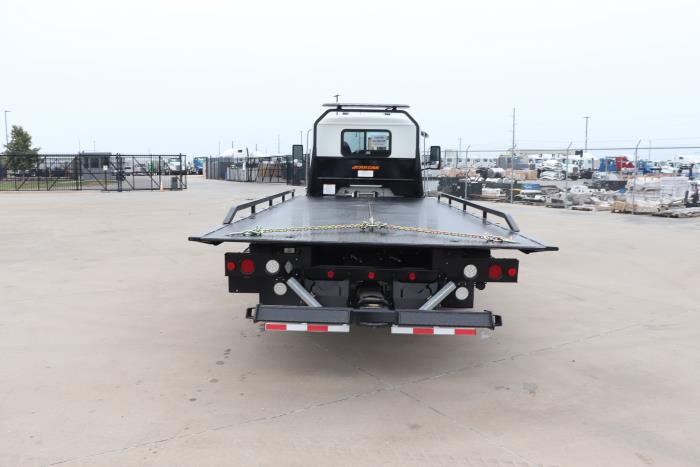2025 Peterbilt 536-6