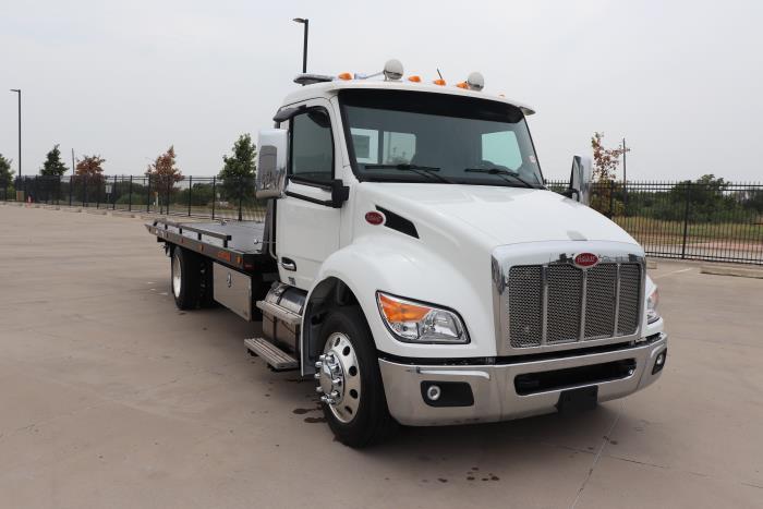 2025 Peterbilt 536-11