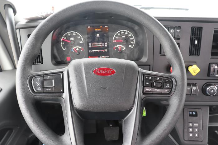 2025 Peterbilt 536-13