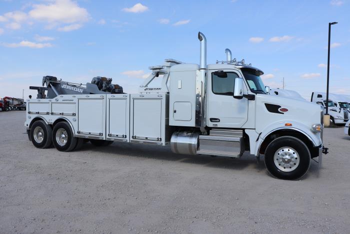 2023 Peterbilt 567-2