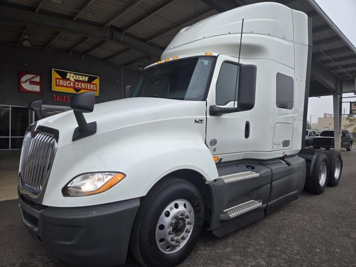 2020 International LT625-4