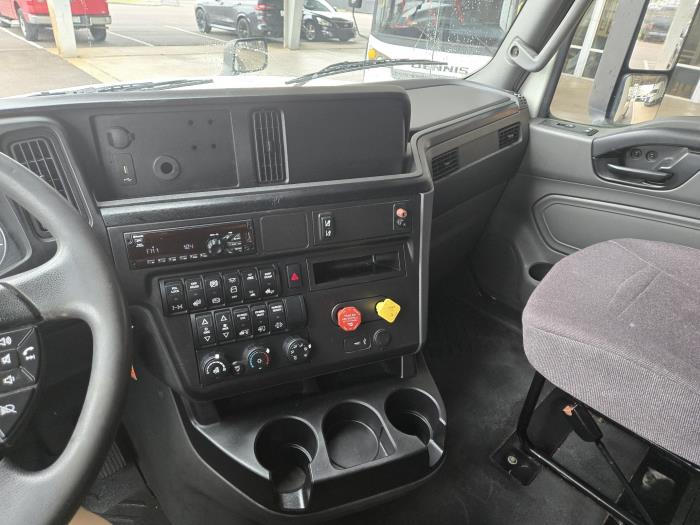 2020 International LT625-21