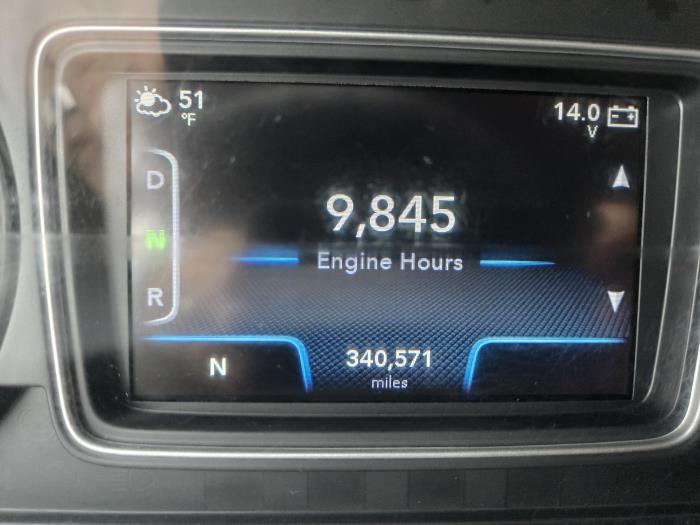 2020 International LT625-35