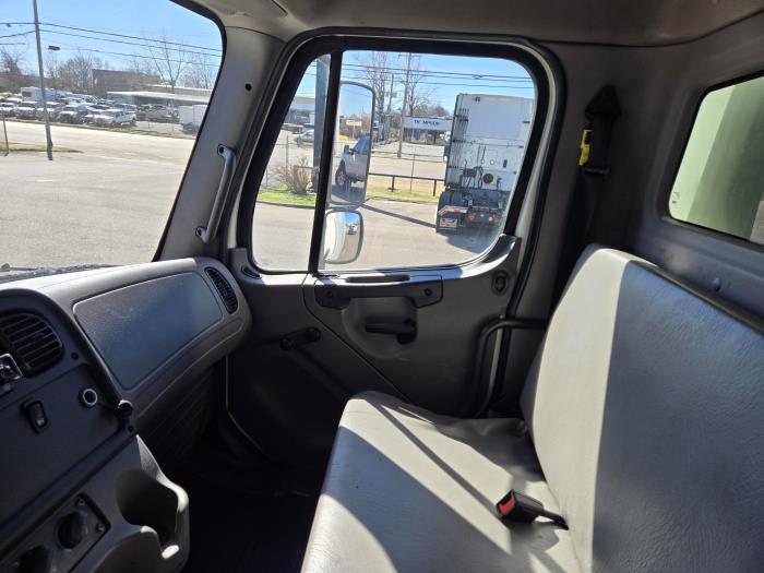 2020 Freightliner Business Class M2 106-4