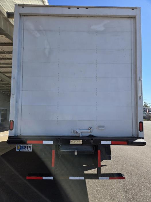 2020 Freightliner Business Class M2 106-5