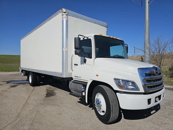 2020 Hino 268A-2