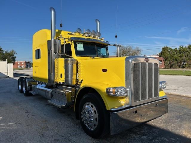 2020 Peterbilt 389-6