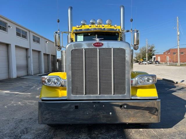 2020 Peterbilt 389-7