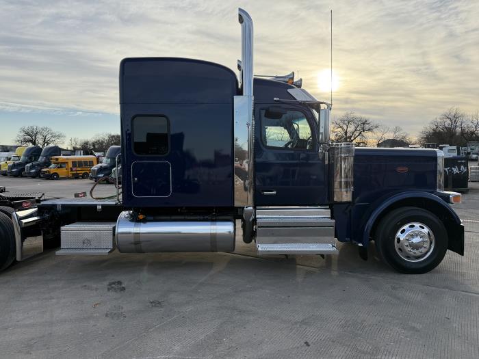2026 Peterbilt 589-10