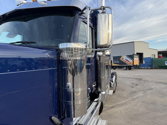 2026 Peterbilt 589-15