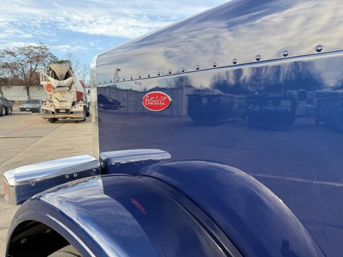 2026 Peterbilt 589-16