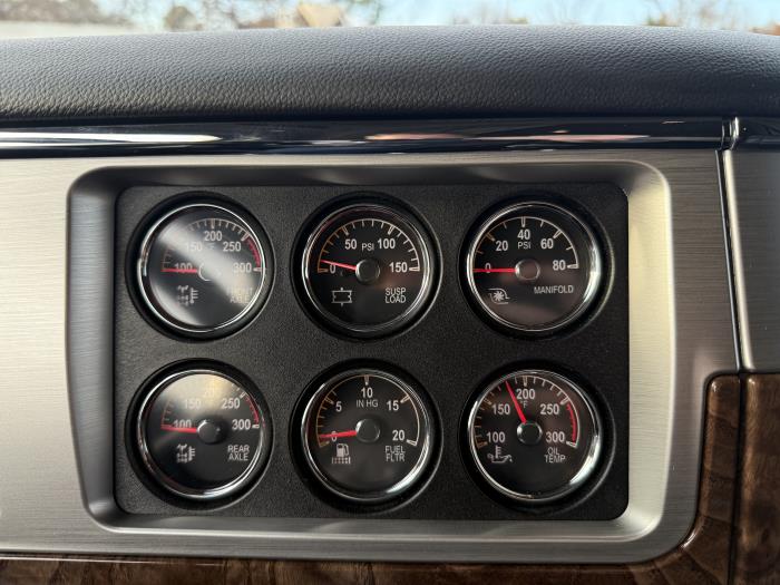 2026 Peterbilt 589-37