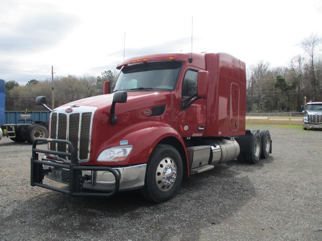 2022 Peterbilt 579-1