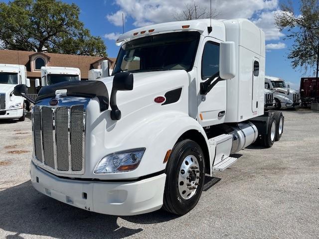 2021 Peterbilt 579-4