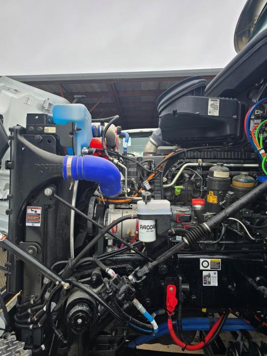 2025 Peterbilt 567-11