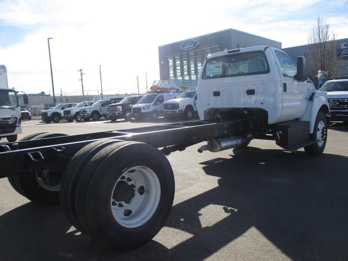 2026 Ford F-650-5