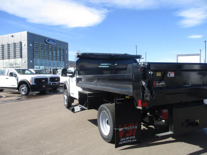 2024 Ford F-550-7