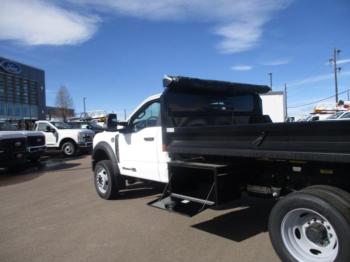 2024 Ford F-550-8