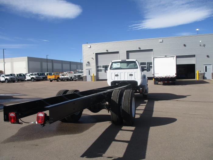 2026 Ford F-650-6