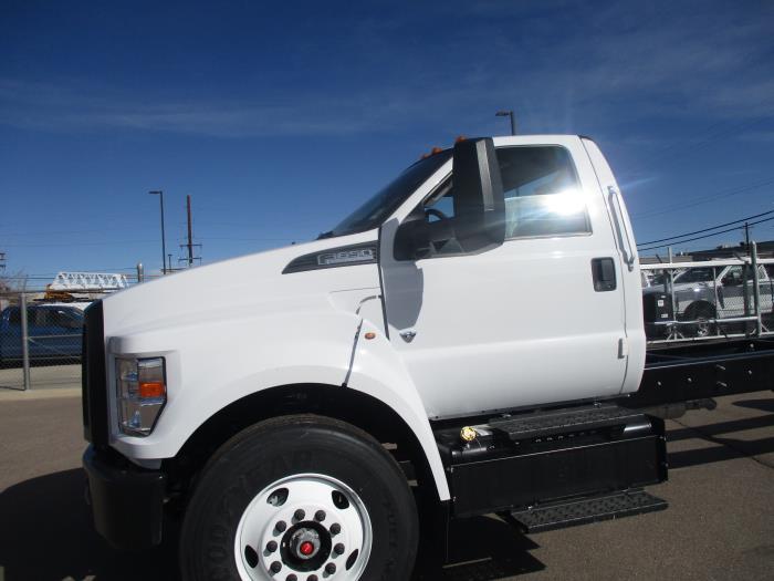 2026 Ford F-650-12