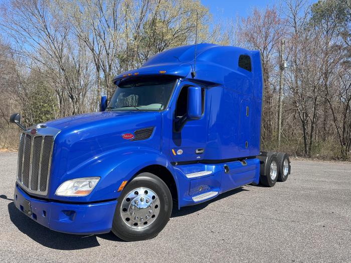 2022 Peterbilt 579-1