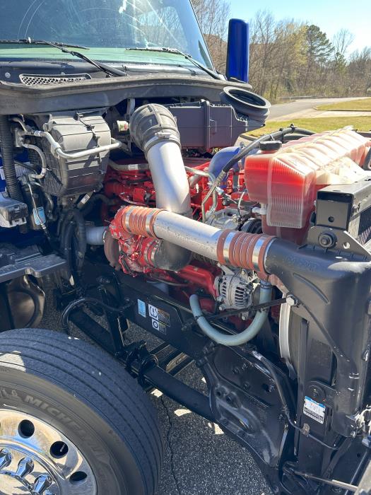 2022 Peterbilt 579-6