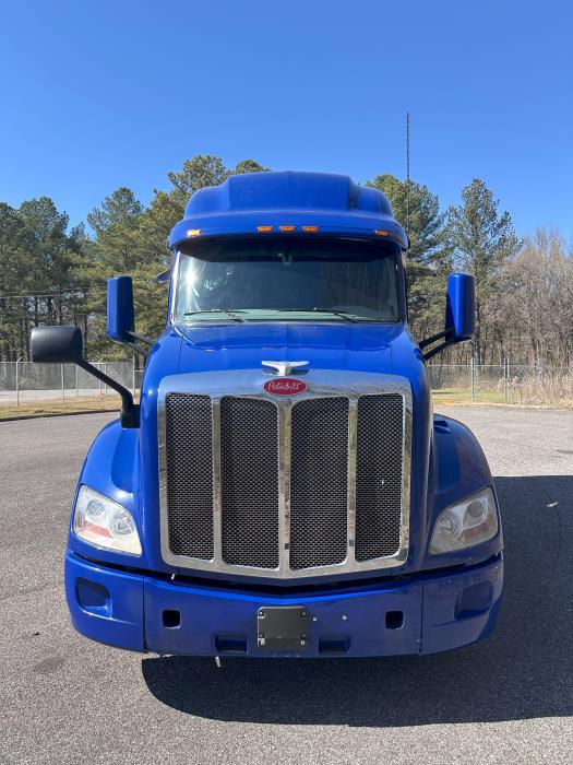 2022 Peterbilt 579-11