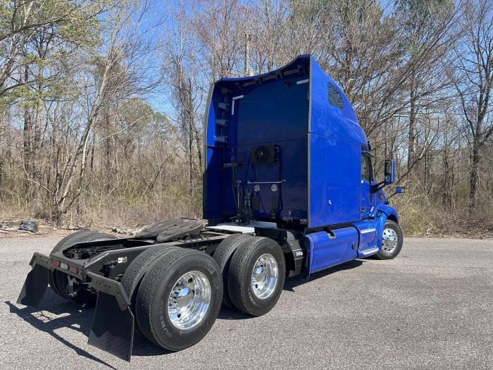 2022 Peterbilt 579-14