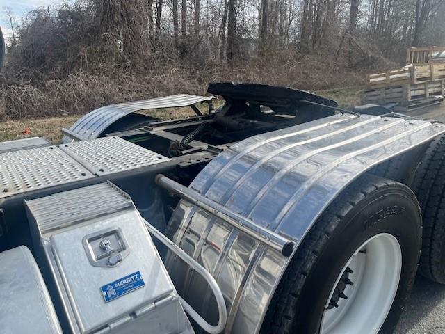 2018 International LT625-10