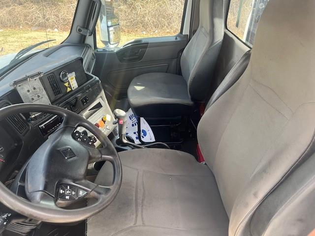 2018 International LT625-16